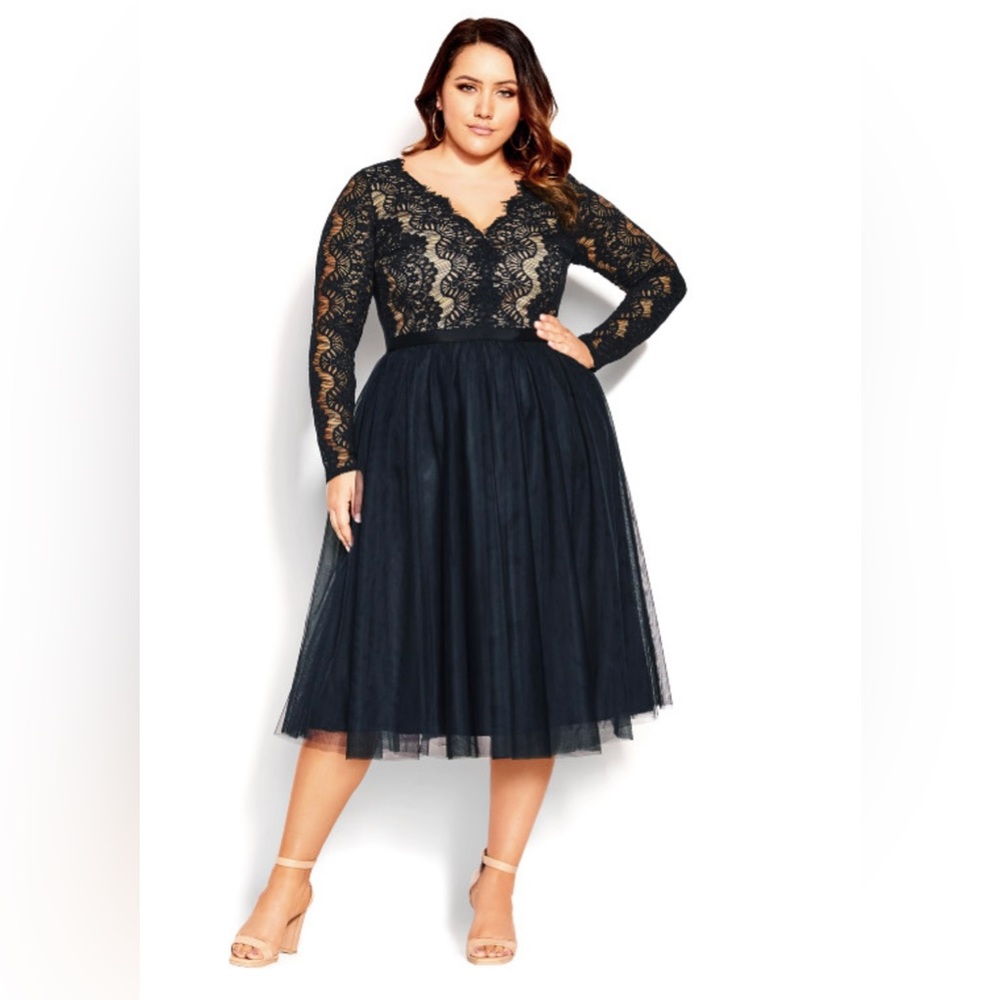 NWT City chic plus size 20 large Navy lace with champagne satin lining gown